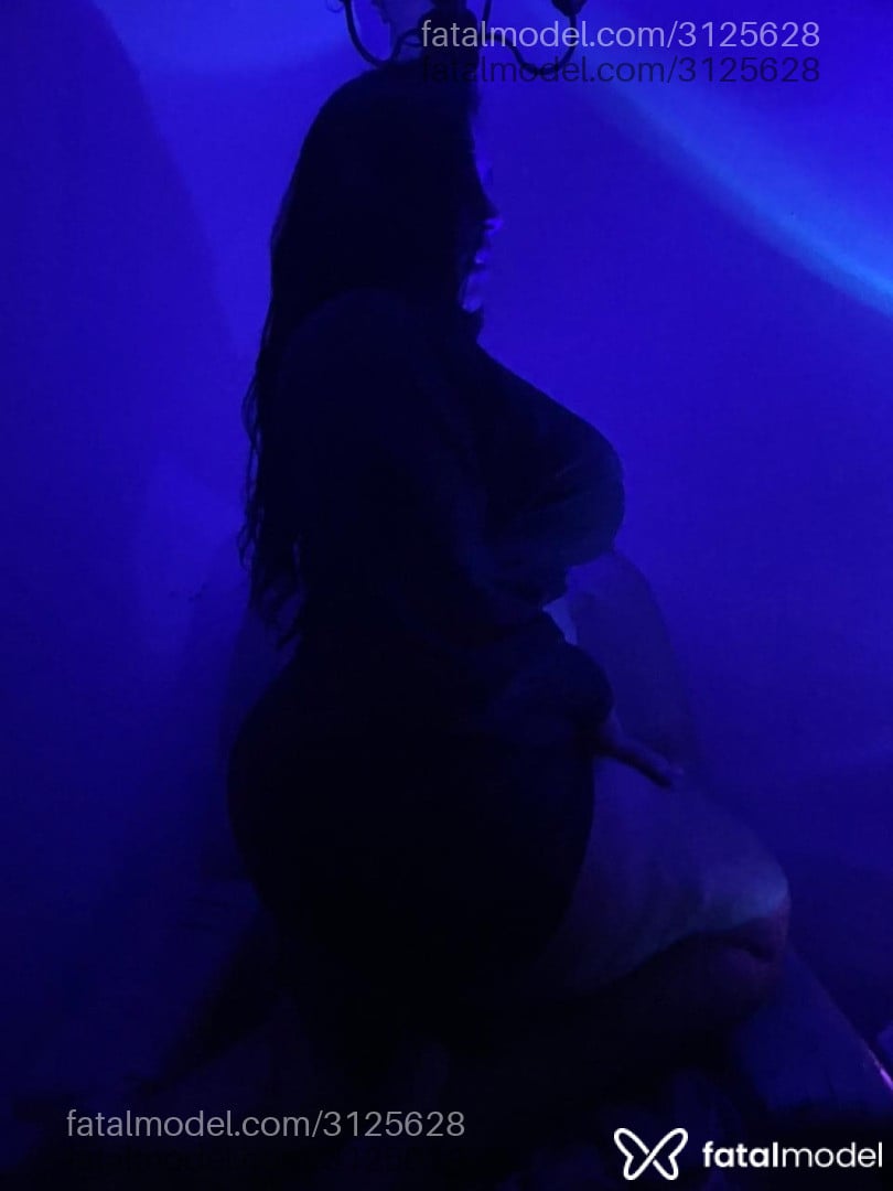 Acompanhante mulher morena (o) de olhos castanhos em Florianópolis - Mariel Grande