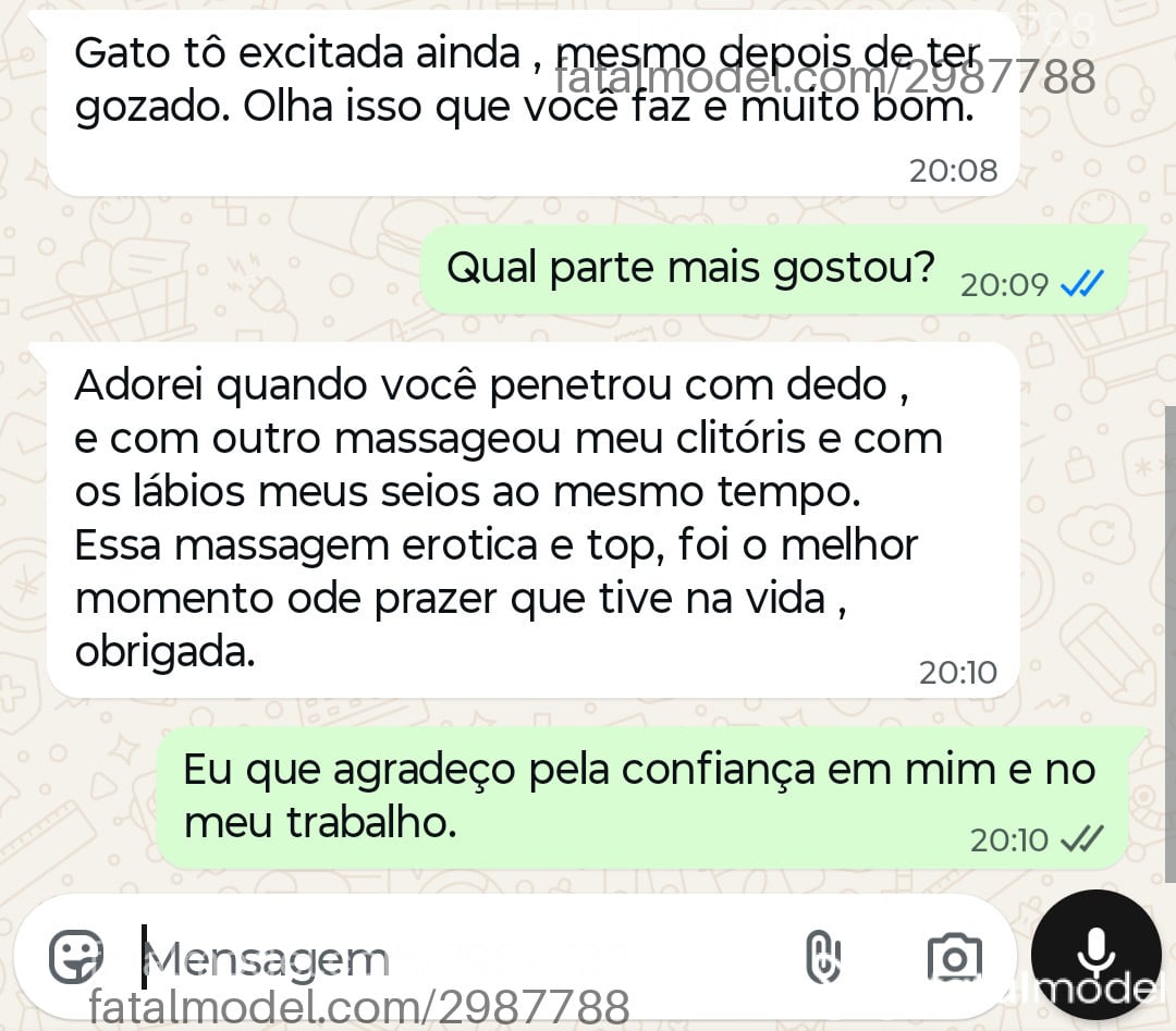 Acompanhante homem com cabelo grisalho de olhos mel em Taubaté - André Oliveira