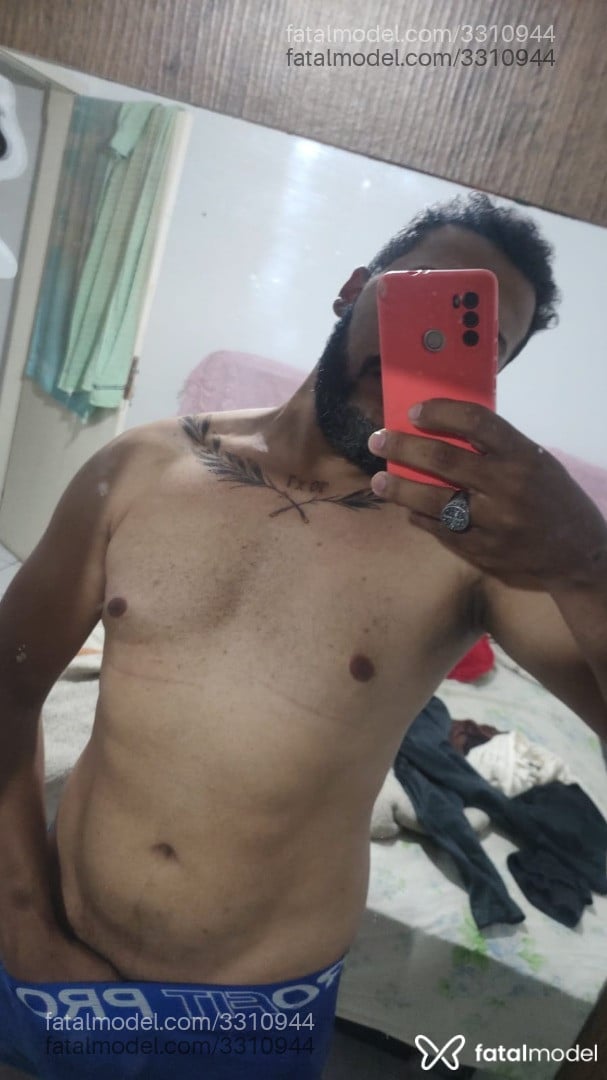 Acompanhante homem morena (o) de olhos castanhos em Piracicaba Acompanhante homem morena (o) de olhos castanhos em Piracicaba - Paulo