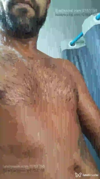 Acompanhante homem morena (o) de olhos castanhos - Hector Acompanhante homem morena (o) de olhos castanhos - Hector