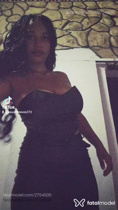 Acompanhante mulher morena (o) de olhos pretos em Paranaíta Acompanhante mulher morena (o) de olhos pretos em Paranaíta - Lilaa