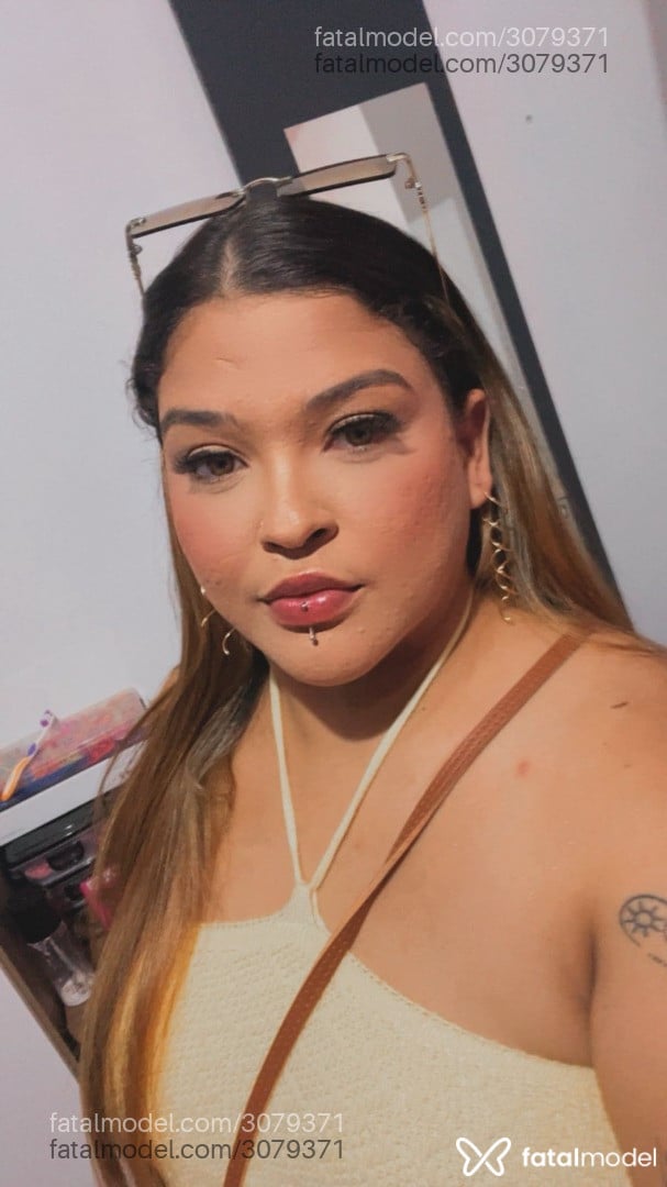 Acompanhante mulher loira (o) de olhos mel em São Paulo - Deyzi