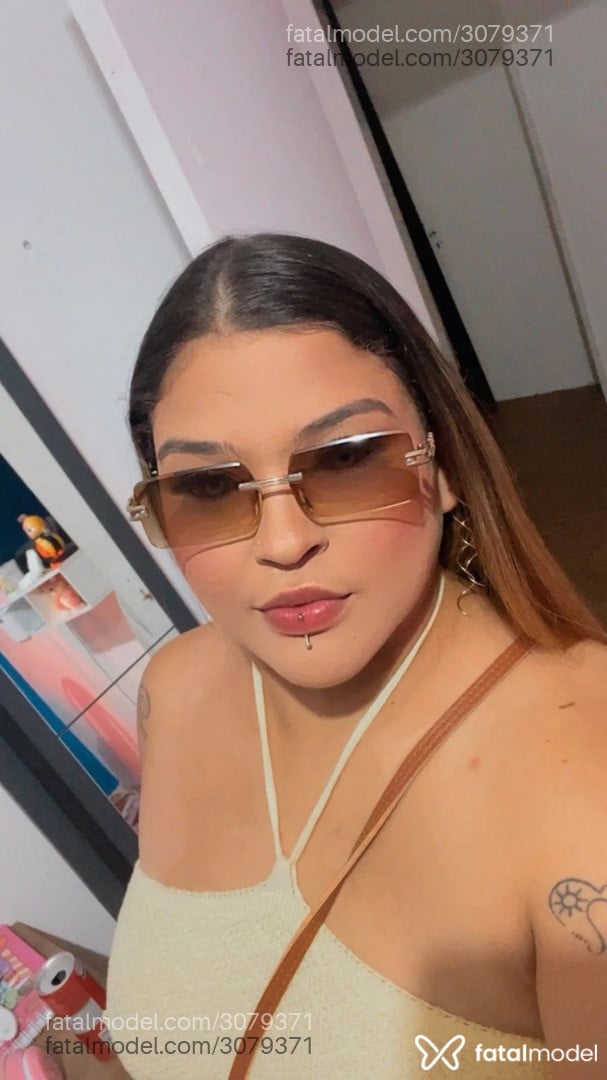 Acompanhante mulher loira (o) de olhos mel em São Paulo - Deyzi