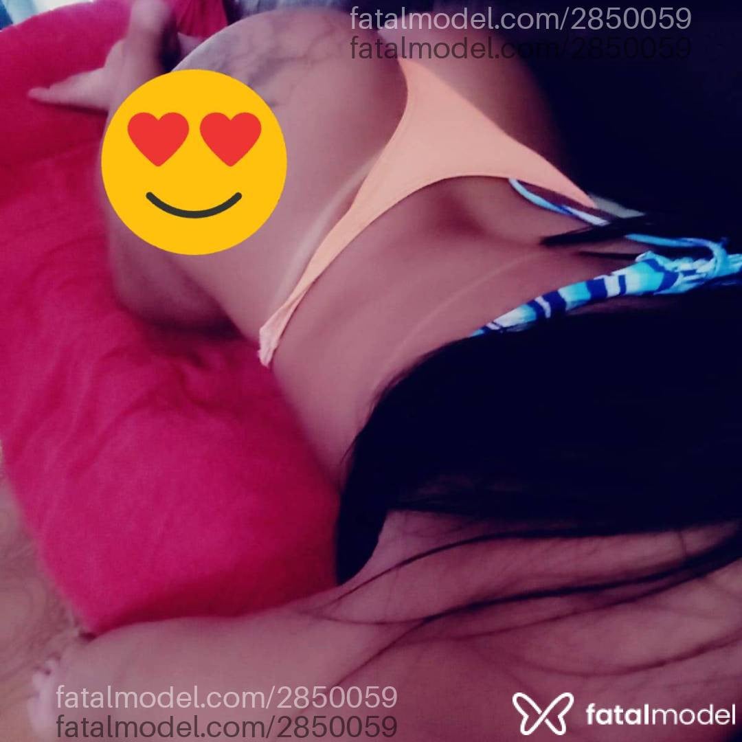 Acompanhante mulher morena (o) de olhos castanhos em Rio das Ostras - Viviane