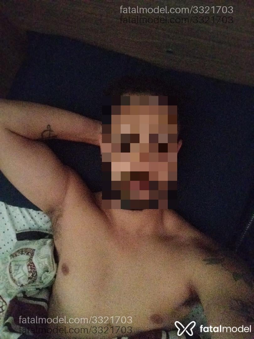 Acompanhante homem com cabelo castanho de olhos castanhos em Itapetininga Acompanhante homem com cabelo castanho de olhos castanhos em Itapetininga - Jay Jay