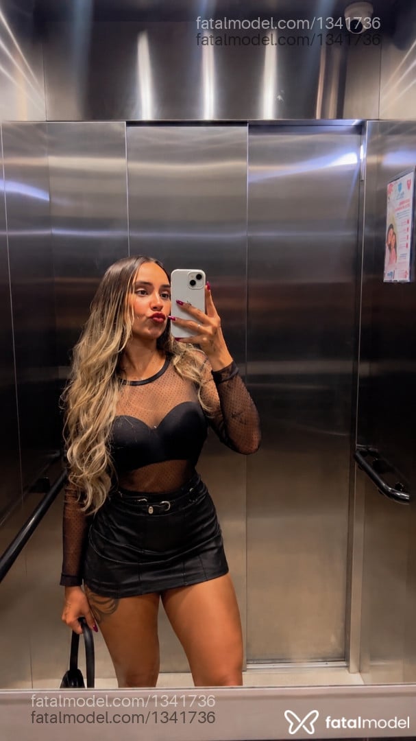 Acompanhante mulher loira (o) de olhos castanhos em Contagem - Valentina Duartte