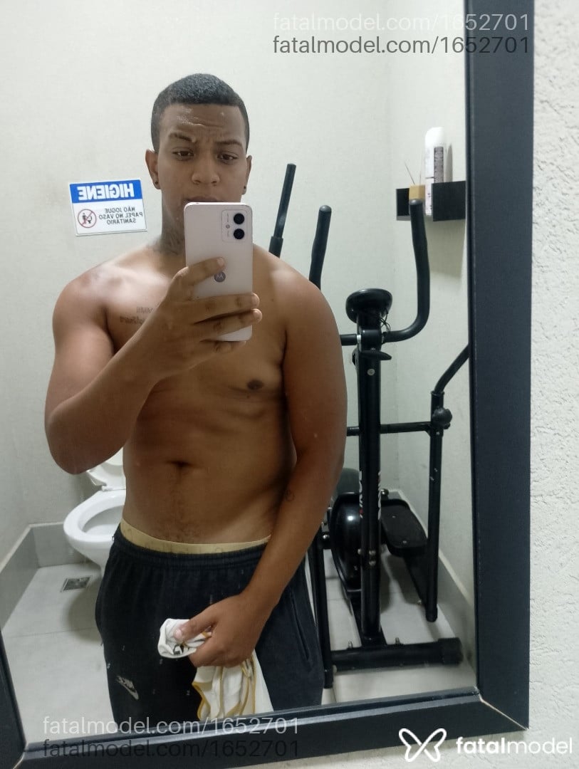 Acompanhante homem morena (o) de olhos castanhos em São José do Rio Preto Acompanhante homem morena (o) de olhos castanhos em São José do Rio Preto - Morenoinsaciável