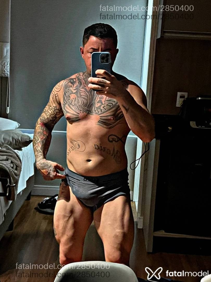 Acompanhante homem com cabelo castanho de olhos castanhos em Foz do Iguaçu - Casalfitness