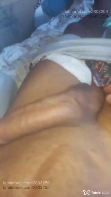 Acompanhante homem morena (o) de olhos castanhos em Jequié - Marreto