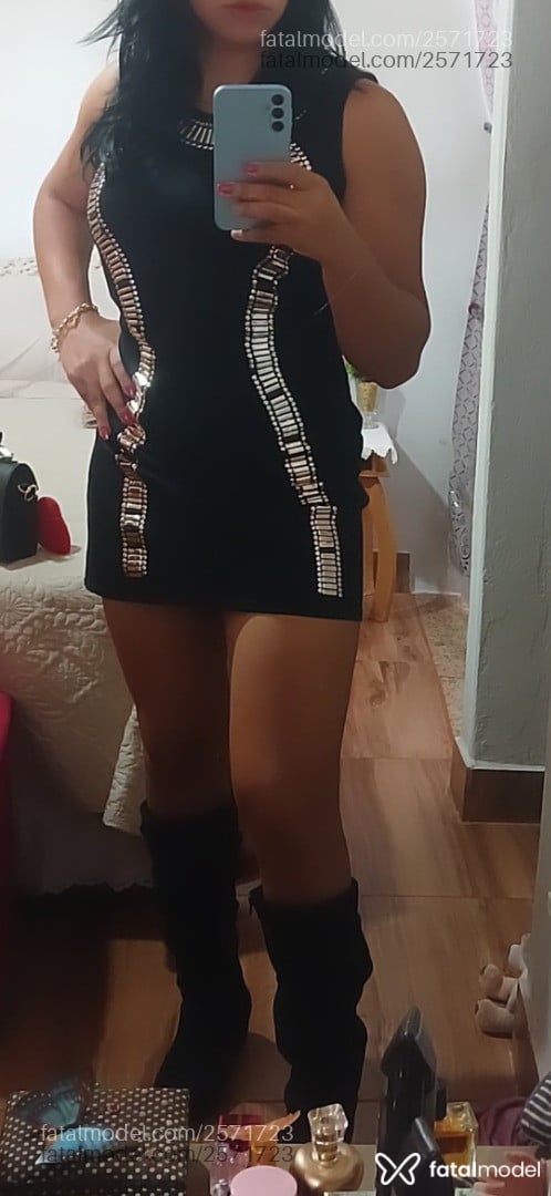 Acompanhante mulher trans com cabelo castanho de olhos pretos em Colina - Bruninha