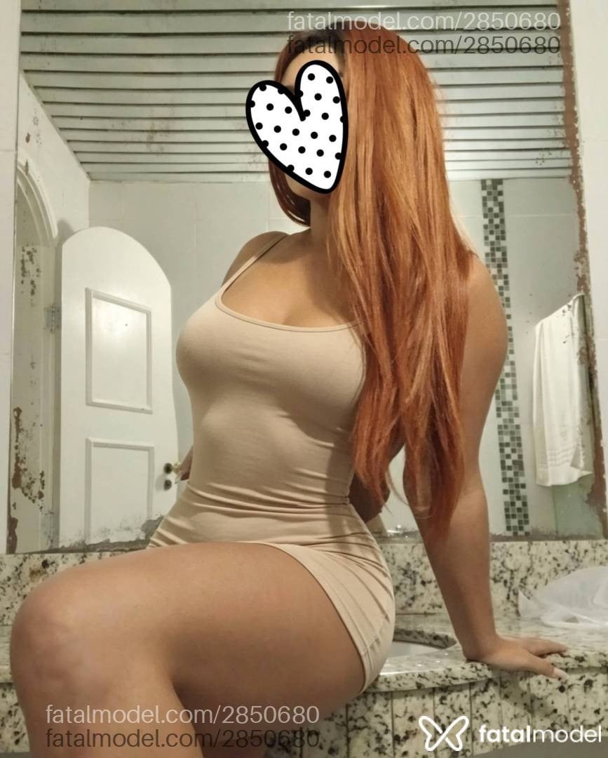 Acompanhante mulher ruiva (o) de olhos castanhos - Vitória Marques