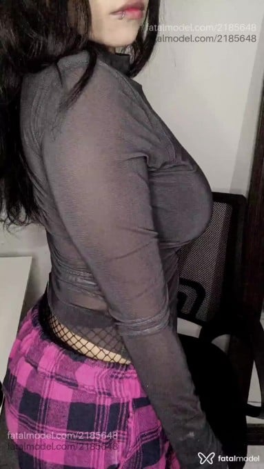 Acompanhante mulher morena (o) de olhos castanhos em Uberlândia - Naruna Araúna