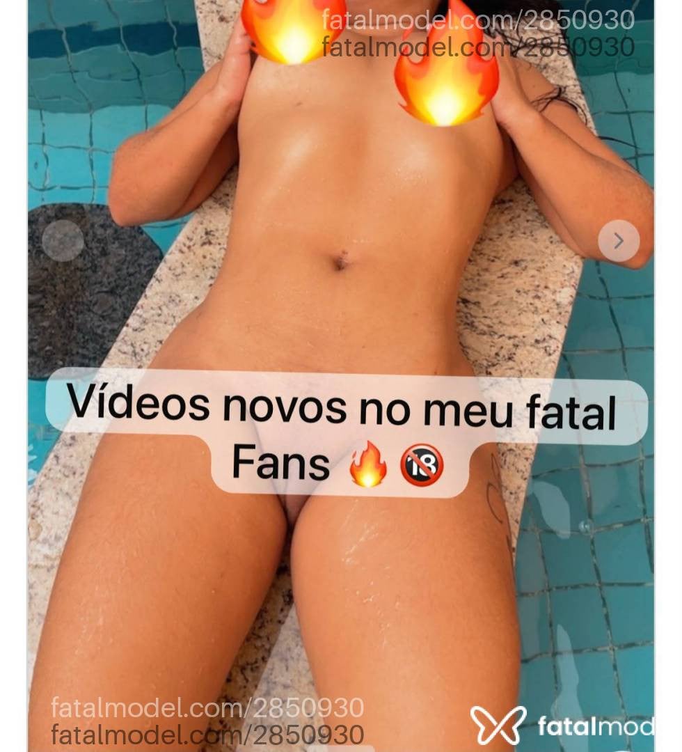 Acompanhante mulher morena (o) de olhos castanhos - Penélope