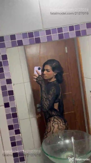 Acompanhante mulher trans morena (o) de olhos castanhos em Uberlândia - Zaira