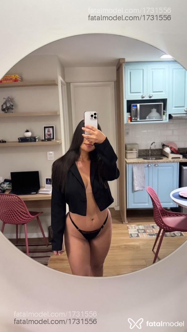 Acompanhante mulher com cabelo castanho de olhos castanhos em São Paulo - Aline Castilho