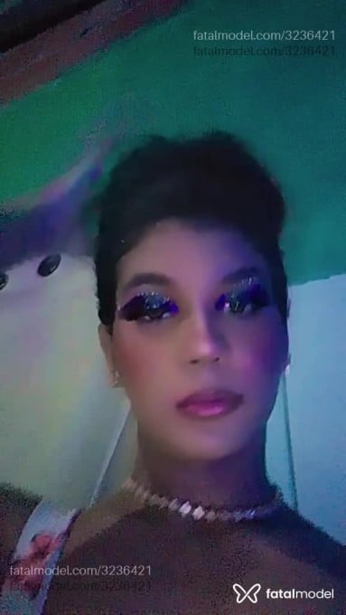 Acompanhante mulher trans com cabelo castanho de olhos castanhos em Manaus - Melissa