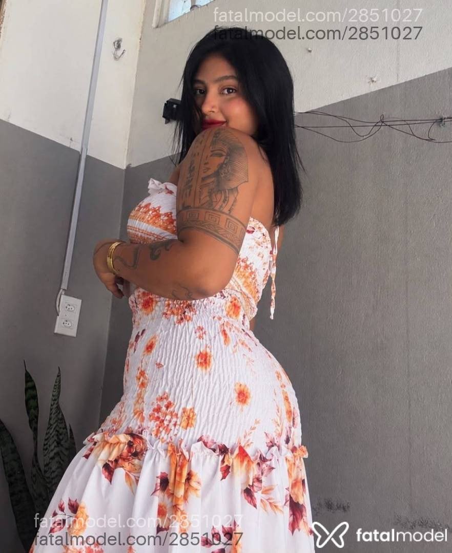 Acompanhante mulher morena (o) de olhos castanhos - Monique Dantas