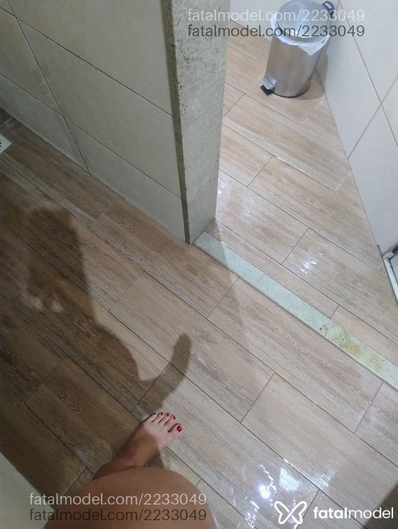 Acompanhante mulher trans com cabelo castanho de olhos verdes em Belém - Jhully Perlly