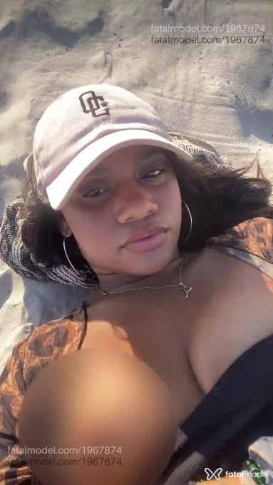 Acompanhante mulher com cabelo castanho de olhos castanhos em Rio de Janeiro - Safira Trajano