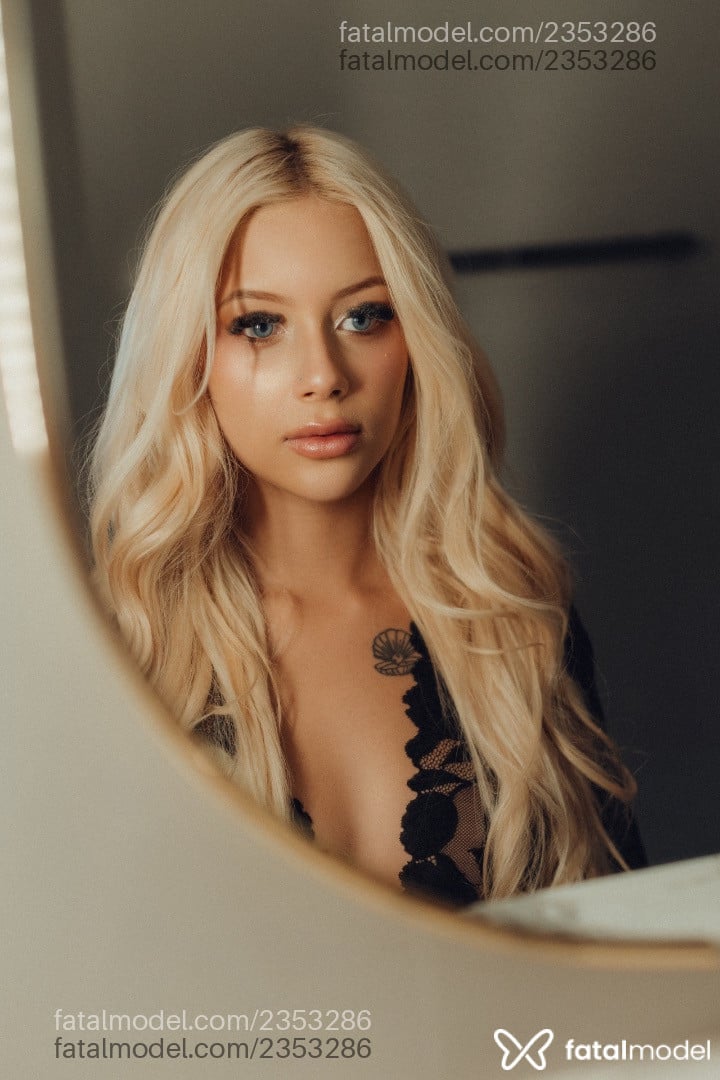 Acompanhante mulher loira (o) de olhos azuis em São Paulo - Yara Angel