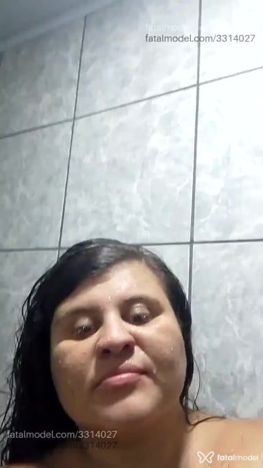 Acompanhante mulher com cabelo castanho de olhos castanhos em Virtual - Cristal Souza