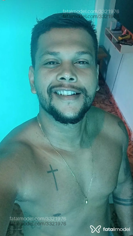 Acompanhante homem com cabelo castanho de olhos castanhos em Rio de Janeiro - Guilherme