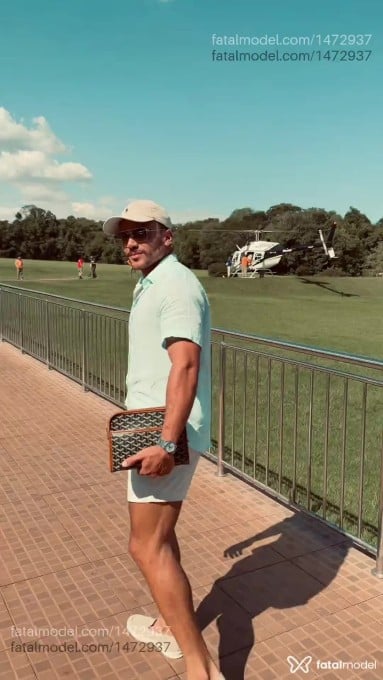 Acompanhante homem morena (o) de olhos pretos em Florianópolis - Lorenzo