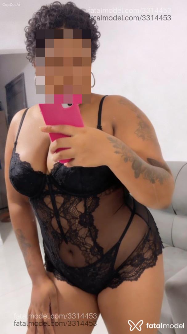 Acompanhante mulher morena (o) de olhos pretos - Endiooo