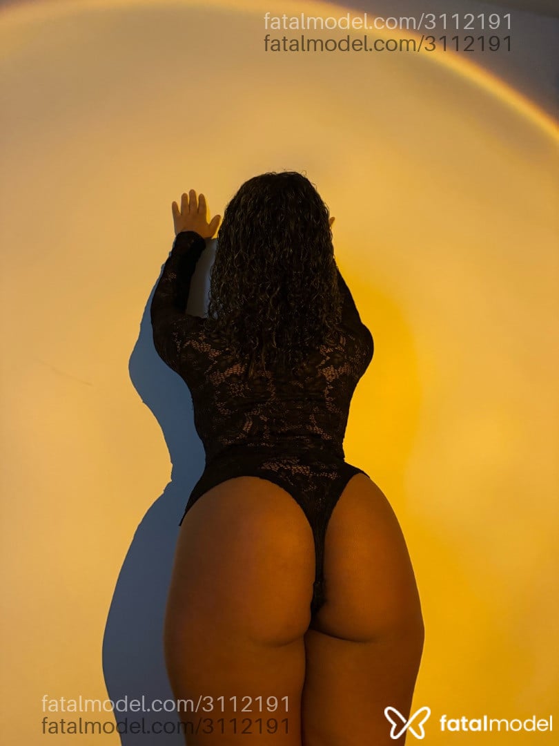 Acompanhante mulher morena (o) de olhos pretos em São Paulo - Julia Mel