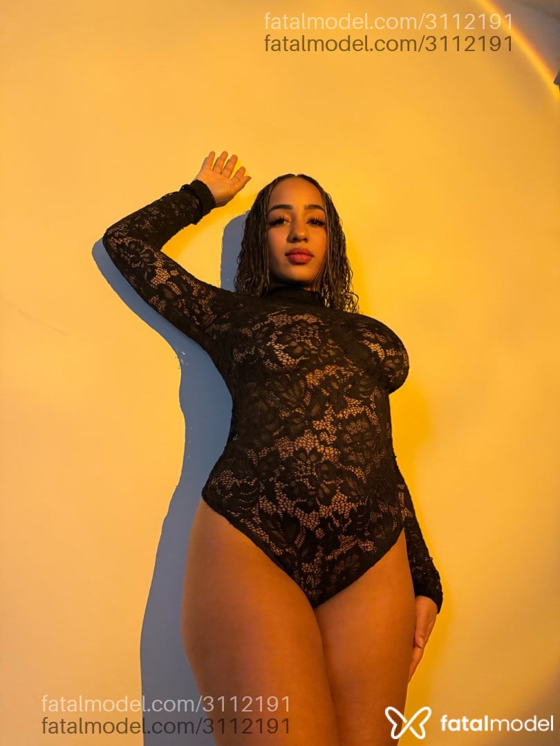 Acompanhante mulher morena (o) de olhos pretos em São Paulo - Julia Mel