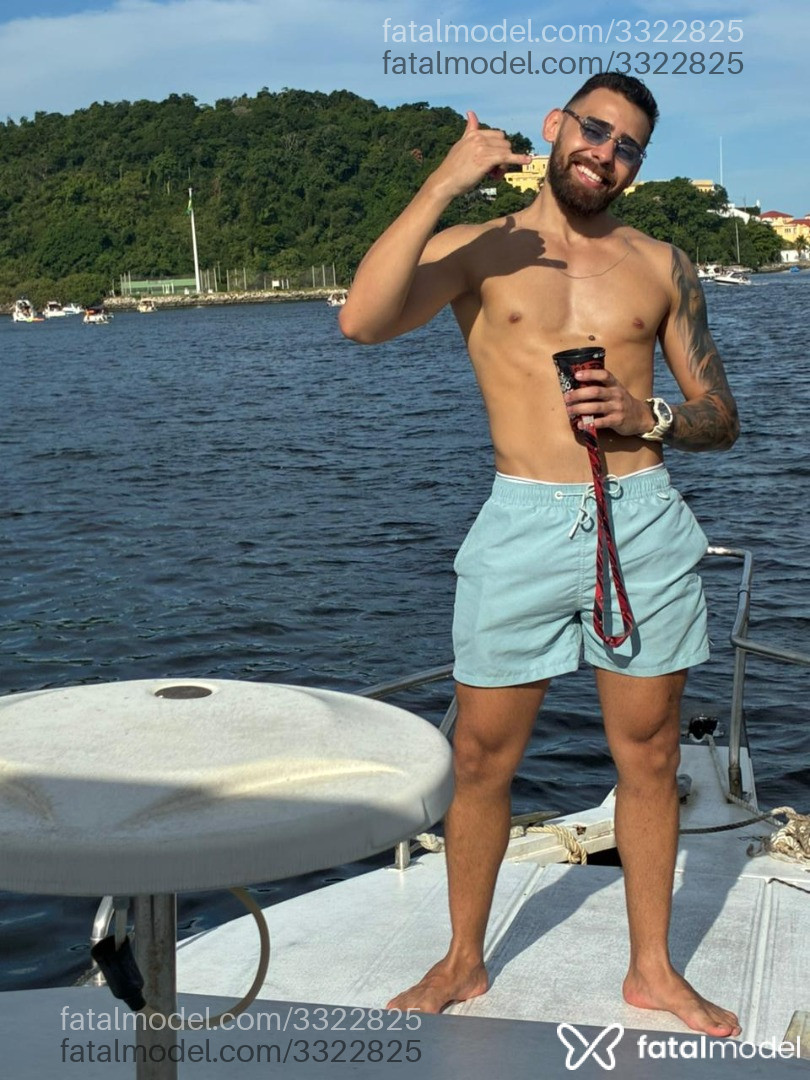 Acompanhante homem com cabelo castanho de olhos mel em Rio de Janeiro - Rigas