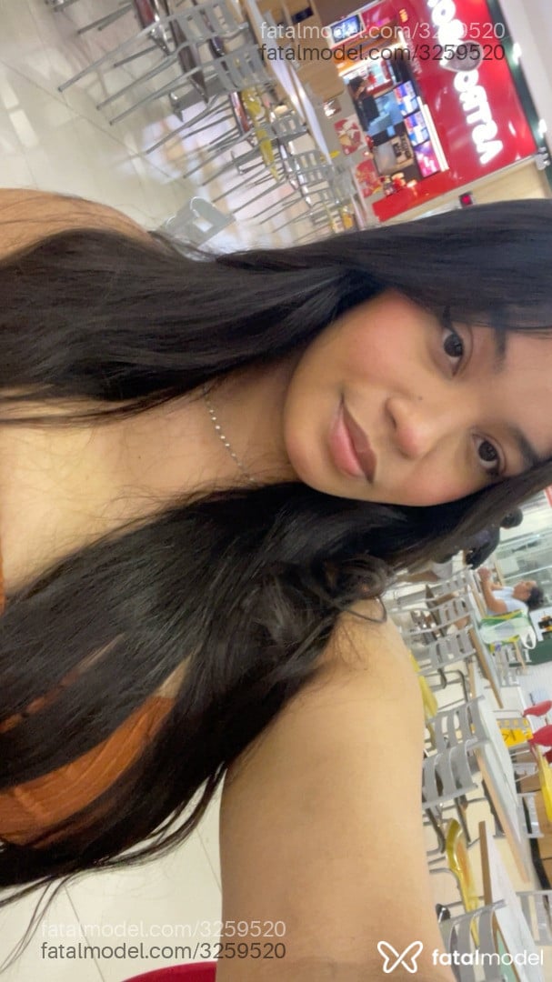 Acompanhante mulher morena (o) de olhos pretos em São Paulo - Acompanhante