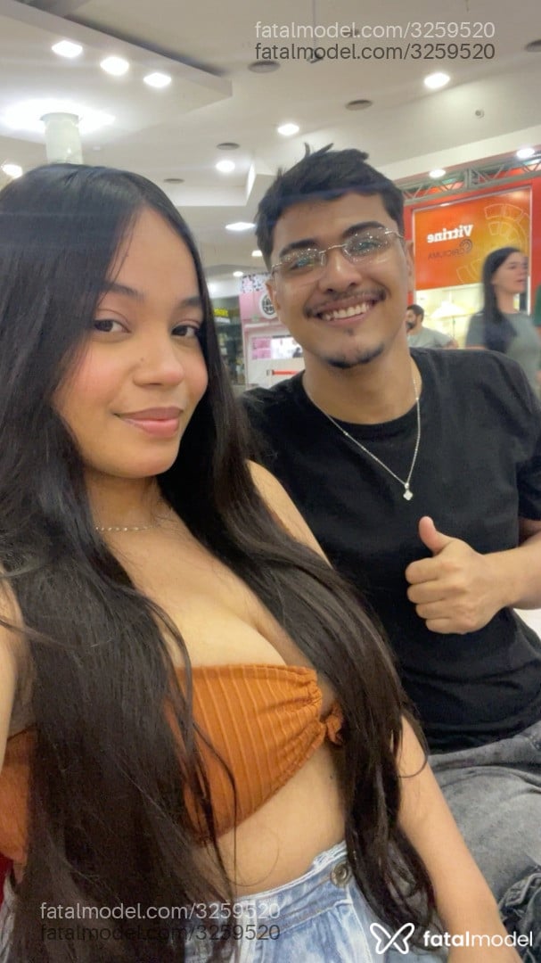 Acompanhante mulher morena (o) de olhos pretos em São Paulo - Acompanhante