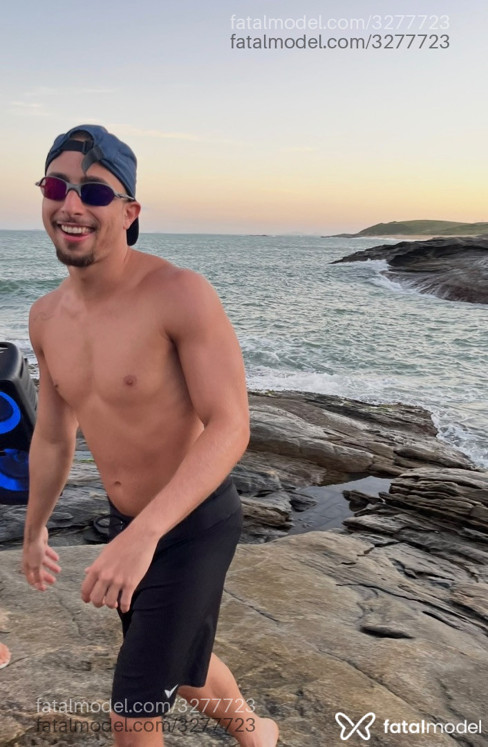Acompanhante homem morena (o) de olhos castanhos em Belo Horizonte - Hércules