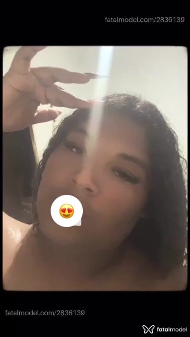 Acompanhante mulher trans ruiva (o) de olhos castanhos em Ipatinga Acompanhante mulher trans ruiva (o) de olhos castanhos em Ipatinga - Mayaa