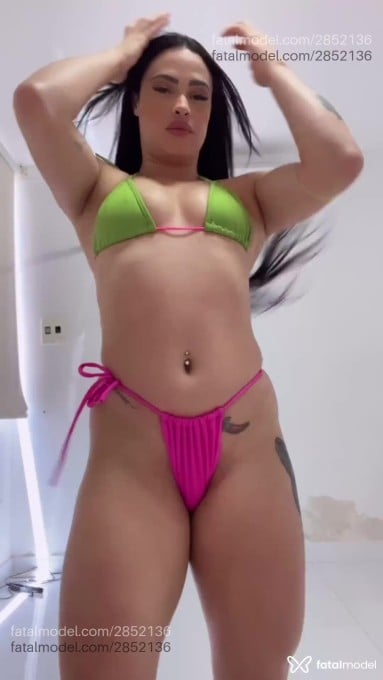 Acompanhante mulher morena (o) de olhos pretos em Passo Fundo - Thammyferraz