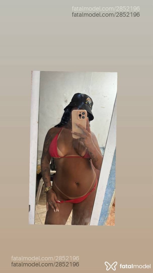 Acompanhante mulher com cabelo castanho de olhos pretos - Thaina
