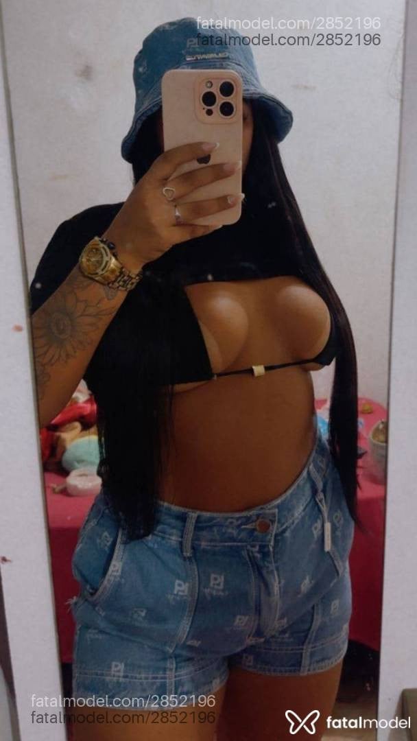 Acompanhante mulher com cabelo castanho de olhos pretos em Cachoeiro de Itapemirim - Thaina