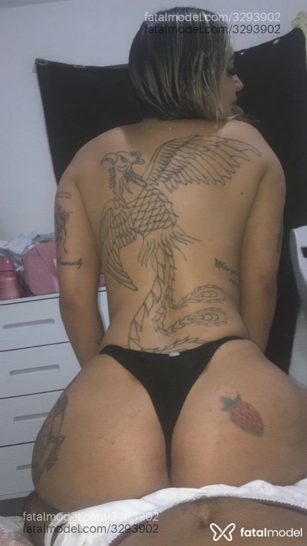 Acompanhante mulher loira (o) de olhos castanhos em Parnamirim Acompanhante mulher loira (o) de olhos castanhos em Parnamirim - Julia Dantas
