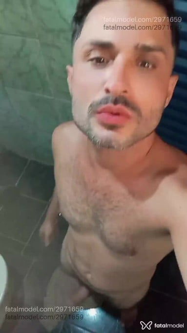 Acompanhante homem com cabelo castanho de olhos mel em Catanduva - Nogueira