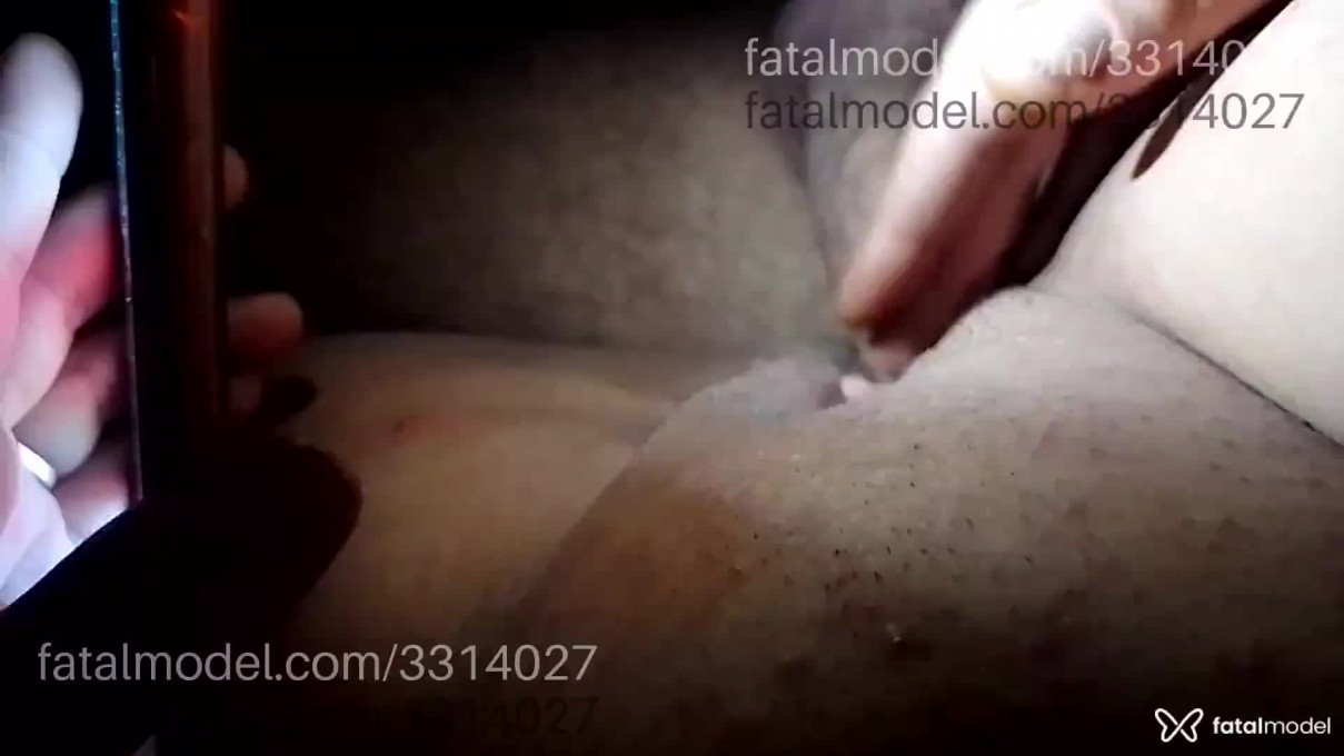 Acompanhante mulher com cabelo castanho de olhos castanhos em Virtual - Cristal Souza