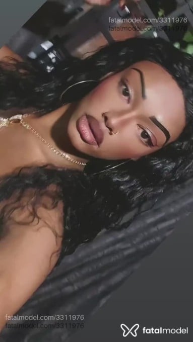Acompanhante mulher trans morena (o) de olhos castanhos em Ourinhos - Bia Silva