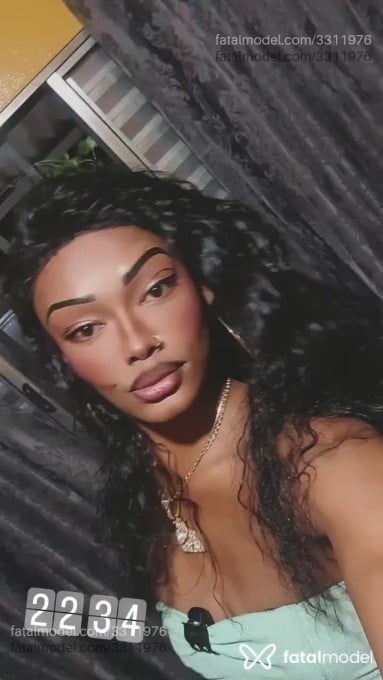Acompanhante mulher trans morena (o) de olhos castanhos em Ourinhos - Bia Silva