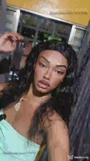 Acompanhante mulher trans morena (o) de olhos castanhos em Ourinhos - Bia Silva