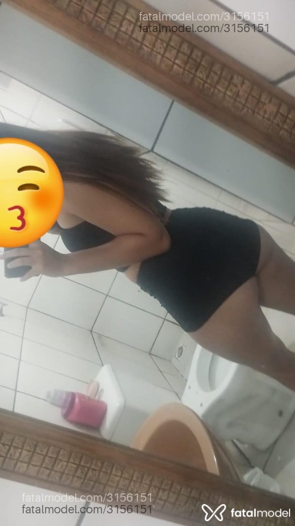 Acompanhante mulher com cabelo castanho de olhos castanhos em Nova Olímpia Acompanhante mulher com cabelo castanho de olhos castanhos em Nova Olímpia - Gabi