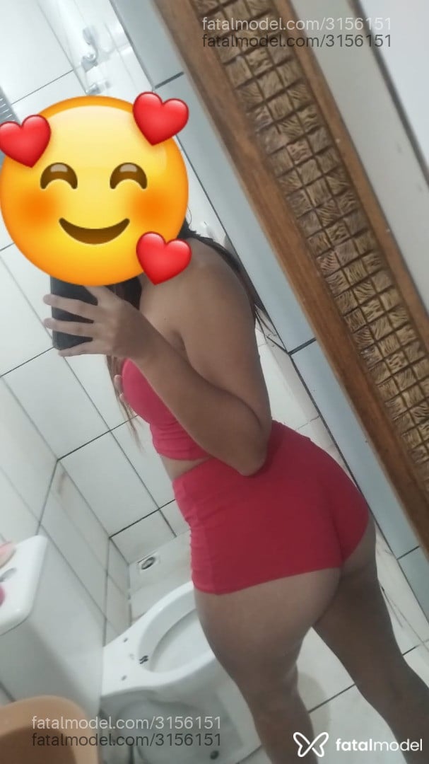 Acompanhante mulher com cabelo castanho de olhos castanhos em Nova Olímpia Acompanhante mulher com cabelo castanho de olhos castanhos em Nova Olímpia - Gabi