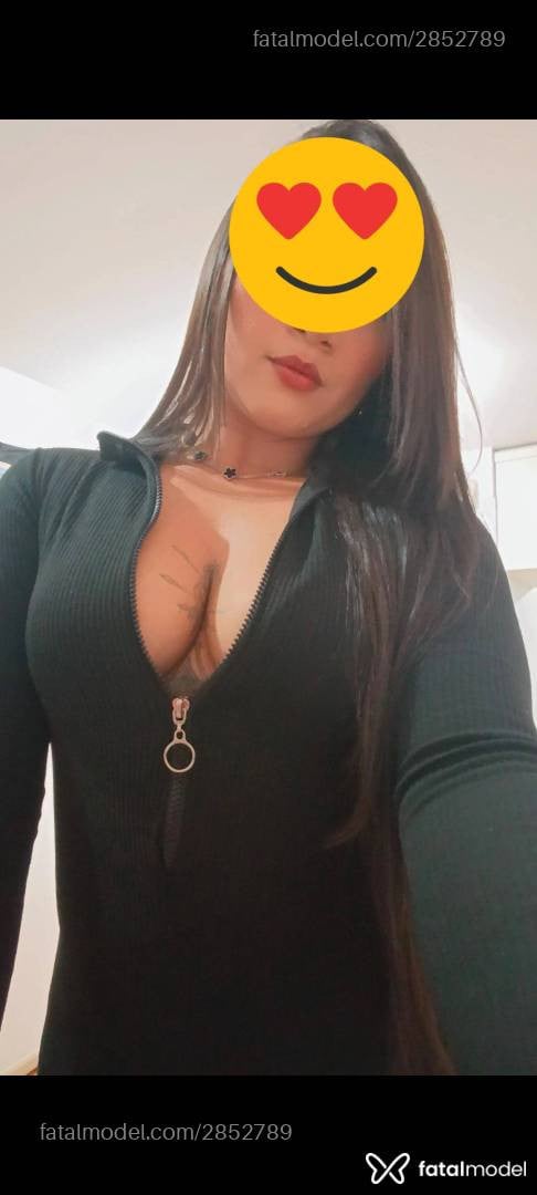 Acompanhante mulher morena (o) de olhos pretos - Melissa Acompanhante mulher morena (o) de olhos pretos - Melissa