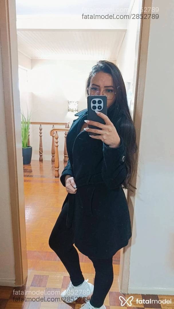 Acompanhante mulher morena (o) de olhos pretos em Caxias do Sul - Melissa