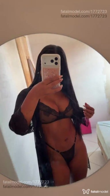 Acompanhante mulher morena (o) de olhos pretos em São João da Boa Vista - Mara