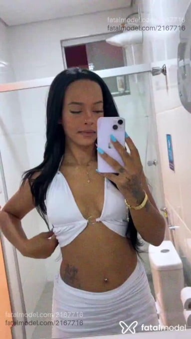 Acompanhante mulher com cabelo castanho de olhos castanhos - Marcely Acompanhante mulher com cabelo castanho de olhos castanhos - Marcely